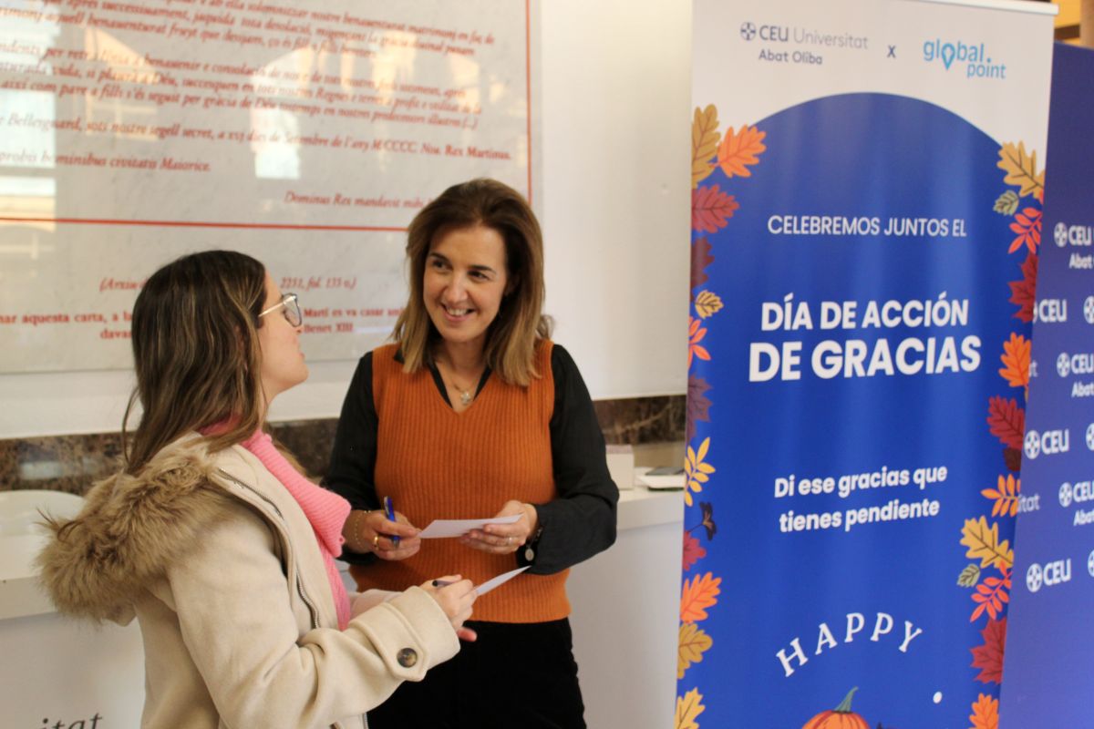 Un Día de Acción de Gracias para compartir gratitud en la Universitat  